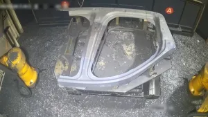 Cabeçote de corte a laser robótico 3D LCR04 para corte de aço carbono