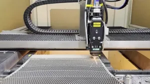 Cabeçote de corte a laser de fibra GM08B para corte de aço inoxidável de 8 mm