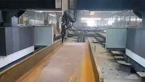 Cabeçote de corte a laser de fibra LCF20A para corte de vigas em I de aço carbono