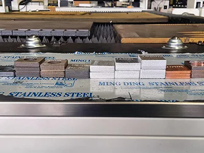 Cabeçote de corte com scanner a laser com foco automático (4kW)