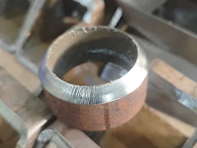 Cabeçote de corte em bisel a laser de fibra com foco automático (15kW)